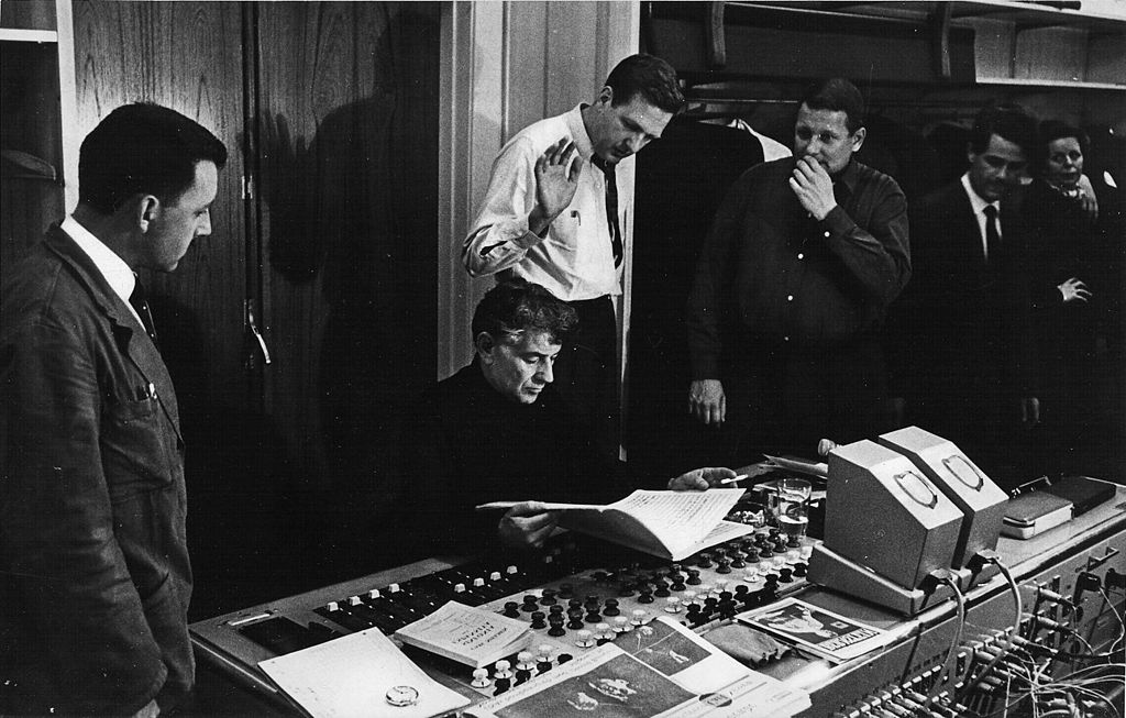 G:	.10北交赏析音乐会\u56fe片B4px-P_Kolbe-01_Bernstein_01.jpg